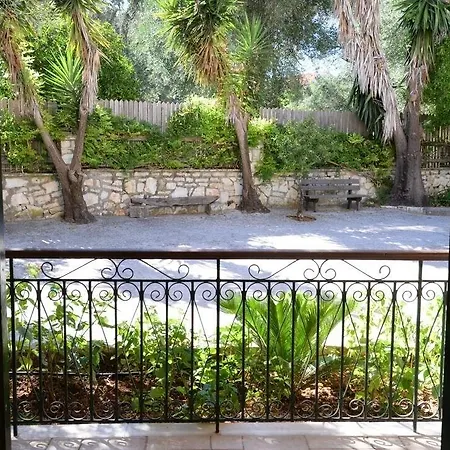 Appart hôtel Yannis 3*