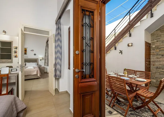 Yannis Holiday home *